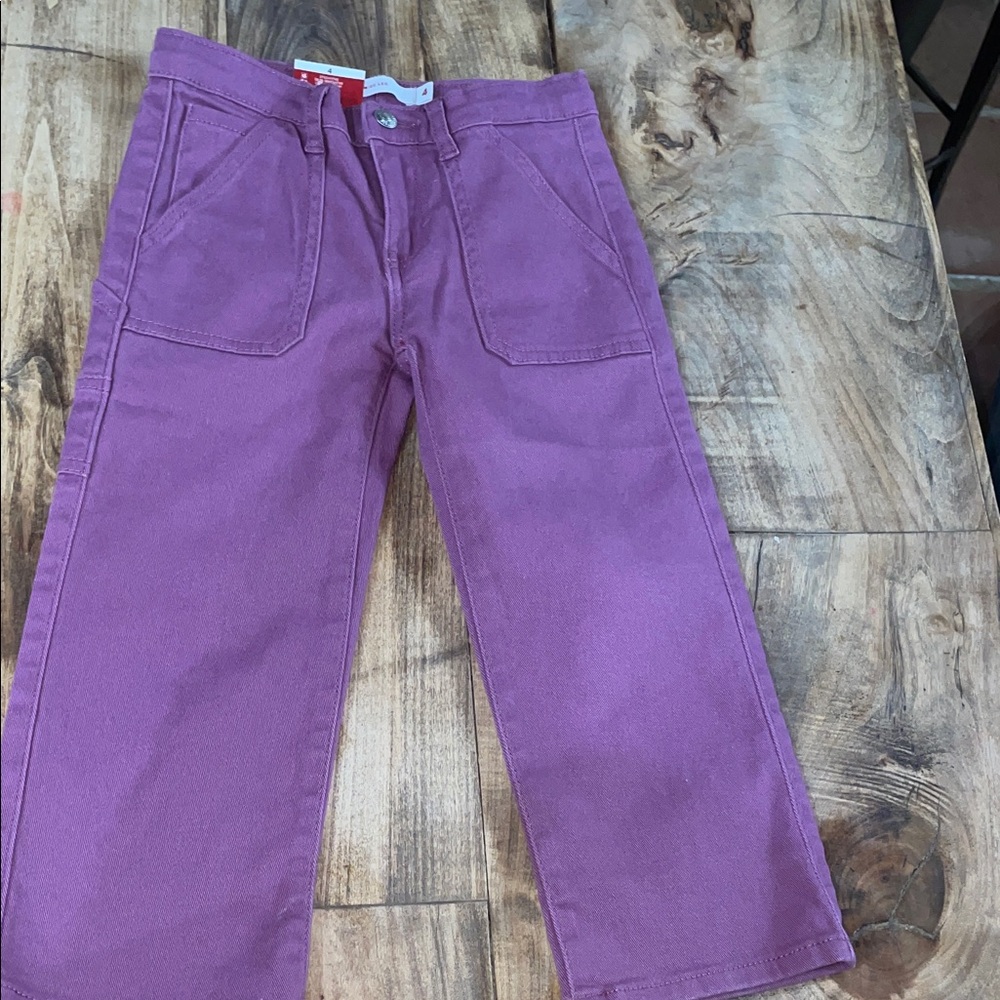 Levi's girls wide leg pants, purple in color, NWT , size 4
